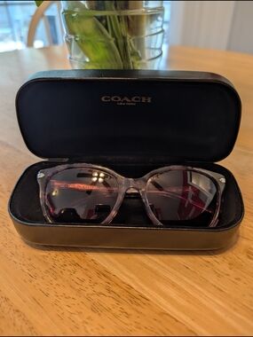 COACH Women's Purple Tinted Sunglasses with Case